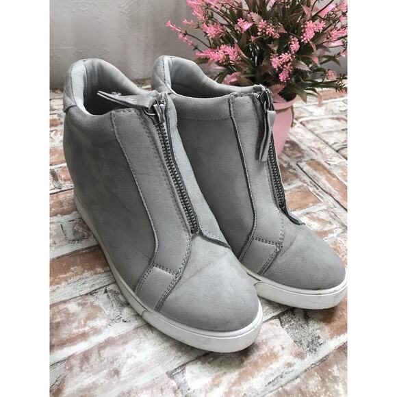 Sugar Glitz Grey Micro Hidden Wedge Sneakers, Size 7 - Picture 2 of 7